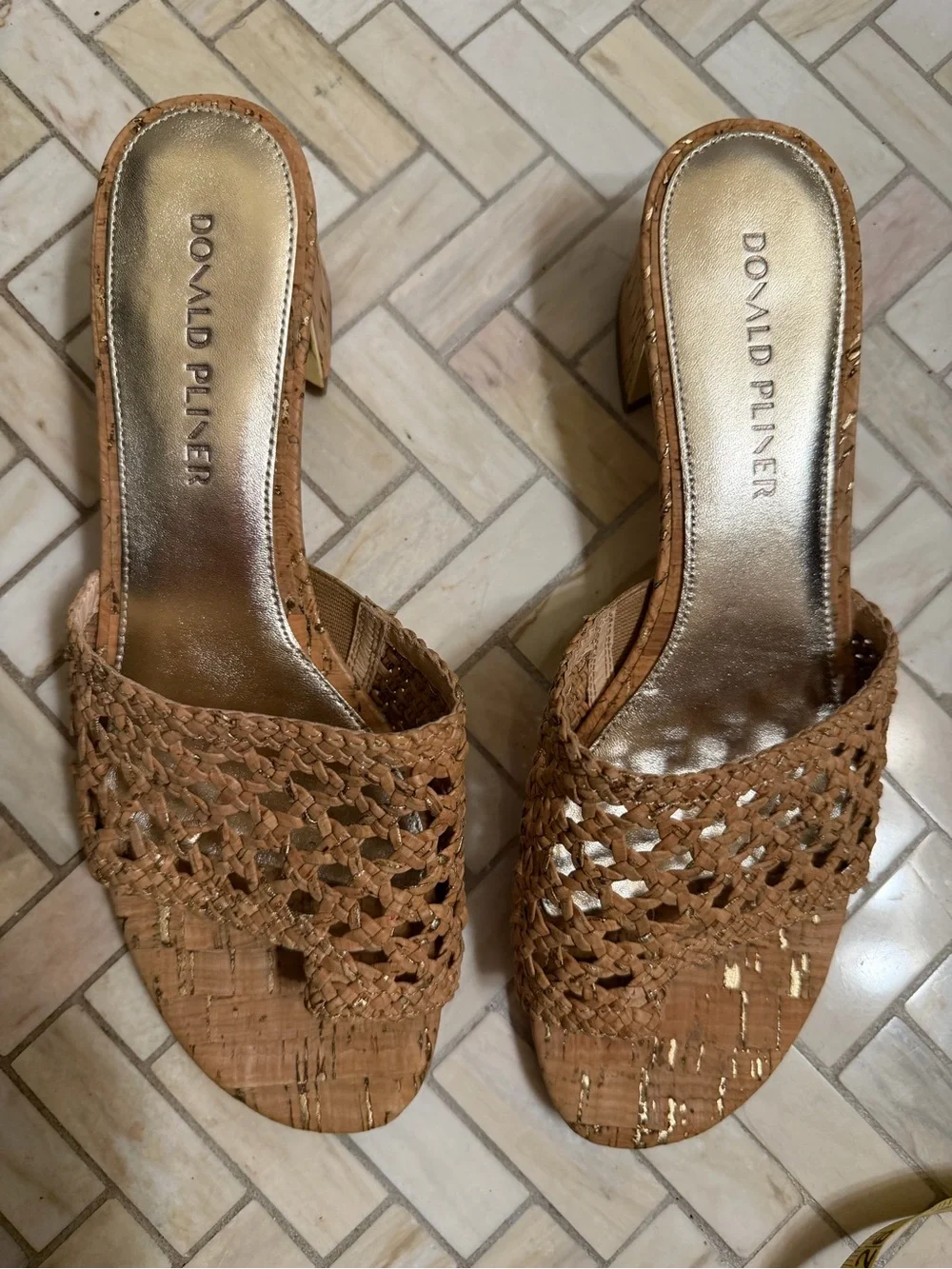 Donald Pliner Melrose3 Sparkle Cork Low Heels Natural Woven Sandal Size 10 - Picture 10 of 16